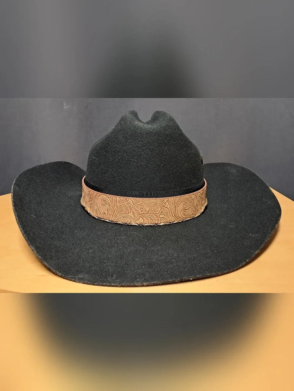 Shyanne Women's Wool Felt Cowboy Hat with Bull Skull Concho & Floral Band OSFM